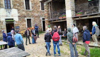 I partecipanti all'incontro Imparare Facendo alla Trappa di Sordevolo il 4 maggio 2025